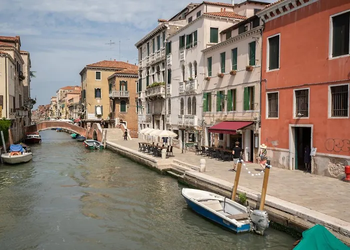 Ca' Longo Palace Velluto * Benátky